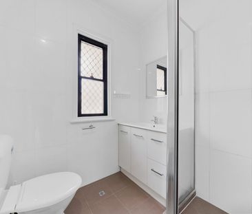 THREE BEDROOM FAMILY HOME IN INALA - Photo 2