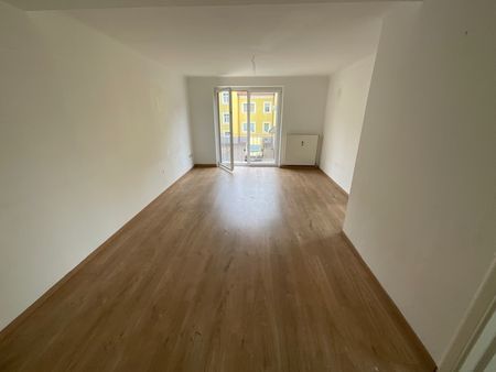 4 Zimmer Wohnung in ruhiger Lage und doch Zentral - Photo 3