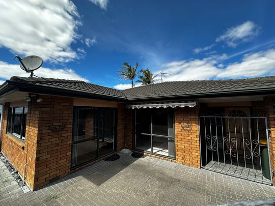 1/47 Carnoustie Drive, Wattle Downs - Photo 1