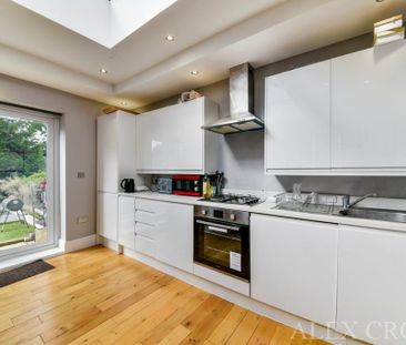 2 bedroom flat to rent - Photo 4