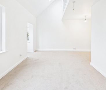 2 bedroom maisonette to rent - Photo 5