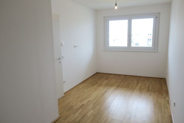 2-Zimmer-Wohnung in bester Lage mit ca. 8,5 m² LOGGIA! - Foto 1