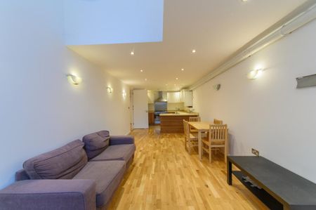 3 bedroom flat to rent - Photo 4