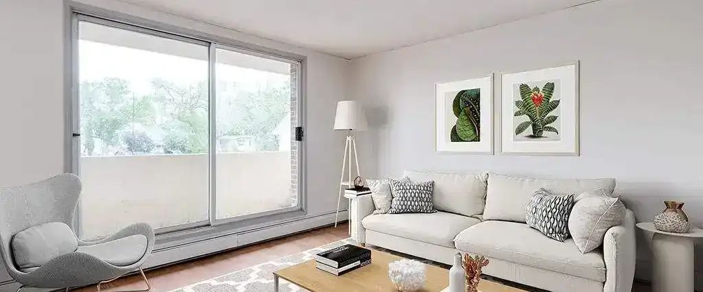 Garden Villa — - Bachelor - Photo 1