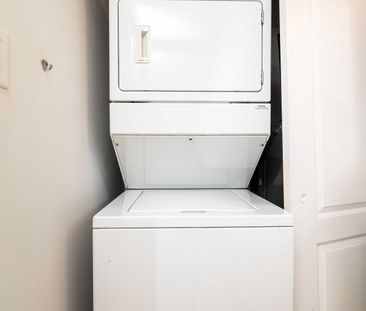 For Lease - 1207 Lorne Park-Coachhous Road, Mississauga, Ontario - Photo 3