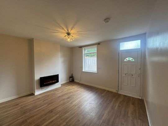 3 bedroom House To Let - Photo 1