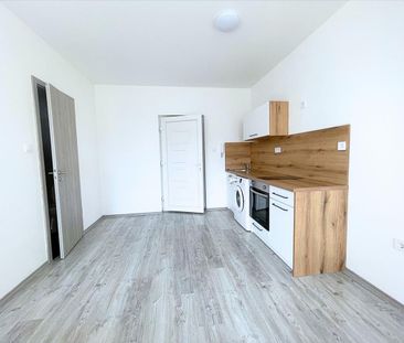Kiadó újszerű állapotú lakás - Győr - Fotó 2