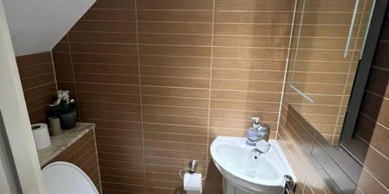 2 bedroom house share to rent - Photo 3