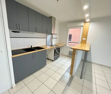 Location Appartement 3 pièces 63m² - Photo 3