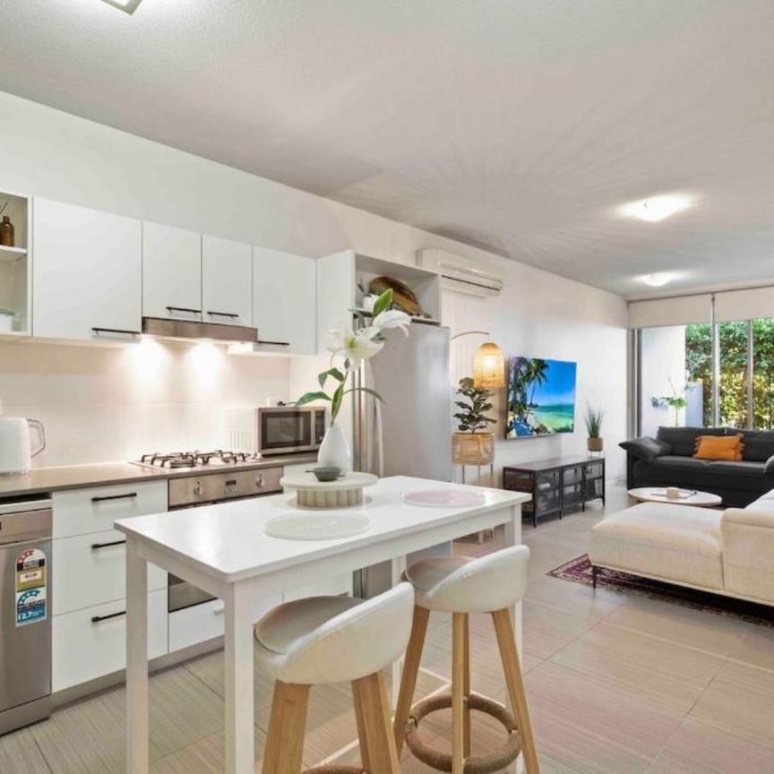 16/70 Love Street, Bulimba QLD 4171 - Apartment For Rent | Domain - Photo 1