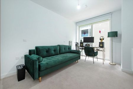 Jubilee Walk, Clerkenwell, WC1X - Photo 4