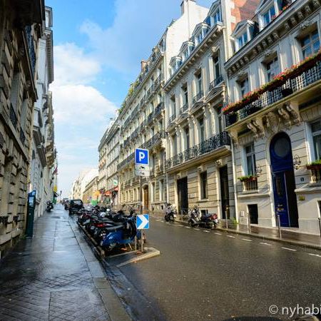 Logement à Paris, Location meublée - Photo 1