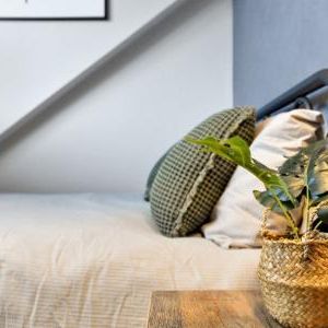 Marlborough Street, Dunkirk, Nottingham, NG7 - Photo 1