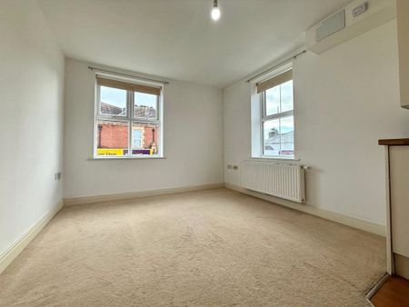 Capstone Road, Bournemouth, Dorset, BH8 - Photo 2