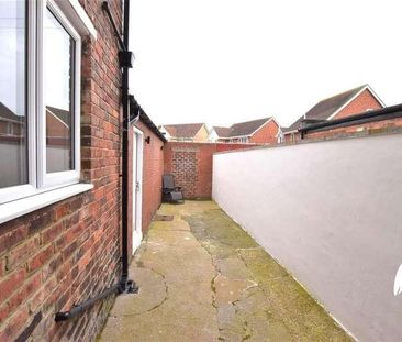 Primrose Crescent, Fulwell, Sunderland, SR6 - Photo 1