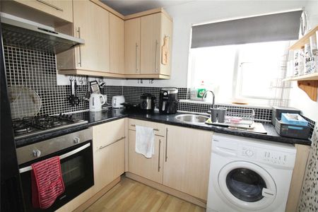 Merton Road, London, SW19 1ED - Photo 4