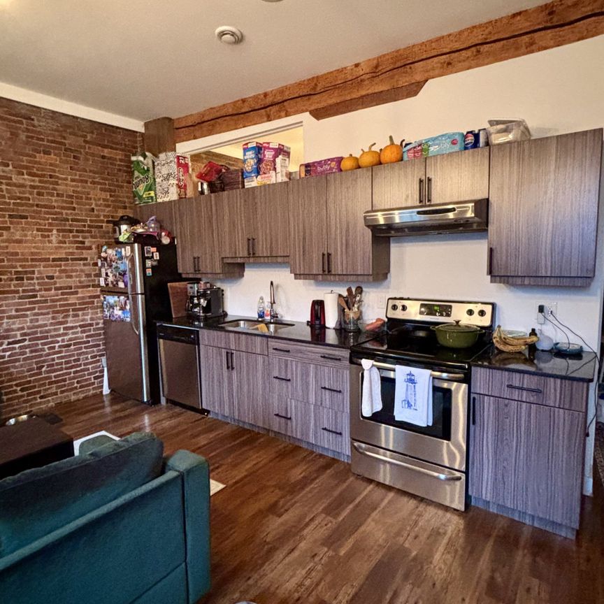 Saint John - Photo 1