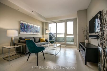 156 Portland Street #402 - Photo 2