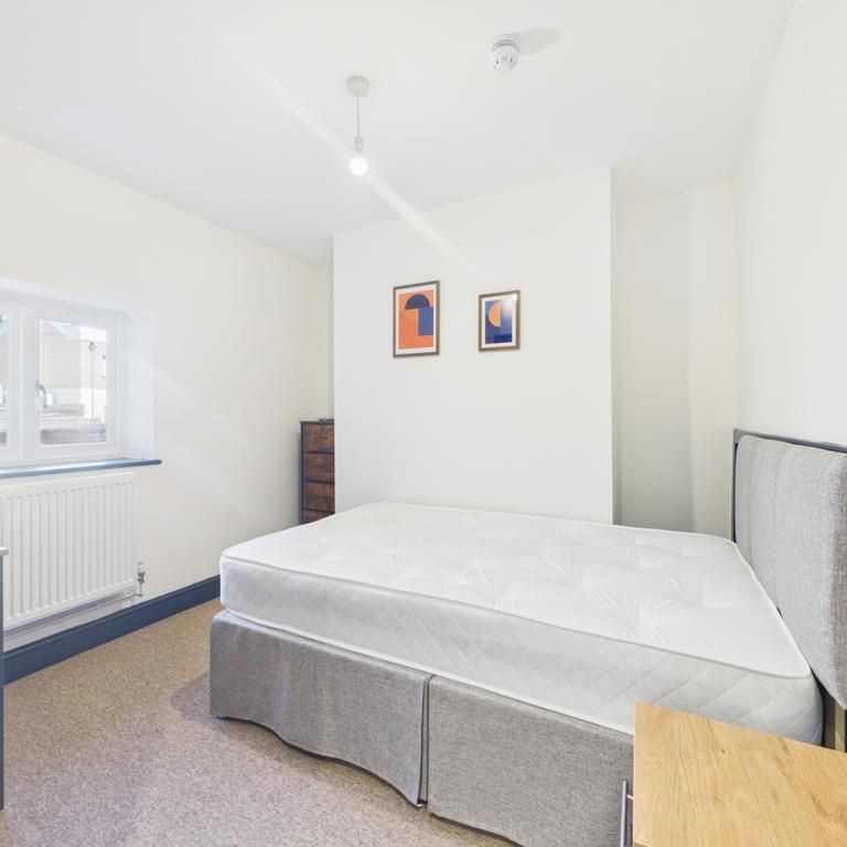 1 bedroom house of multiple occupation to rent - Photo 1