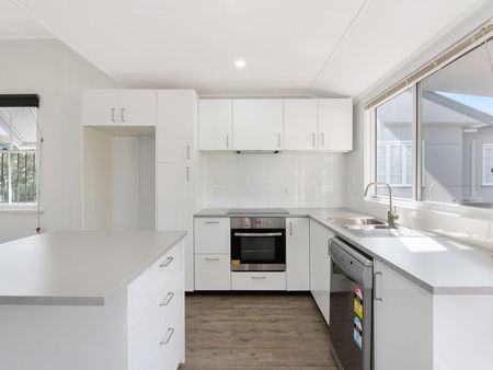 4 Marigold Street, Hemmant QLD 4174 - House For Rent - $750 | Domain - Photo 5
