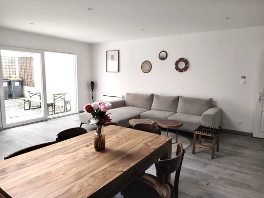 Location Maison 7 pièces 205m² LILLE 59000 - Photo 1