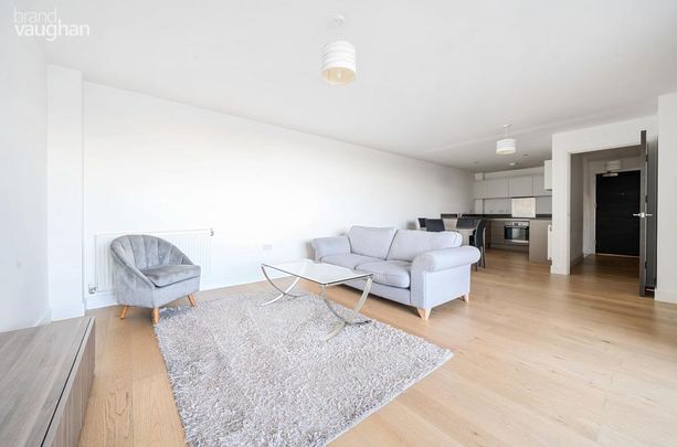 3 bedroom flat to rent - Photo 1