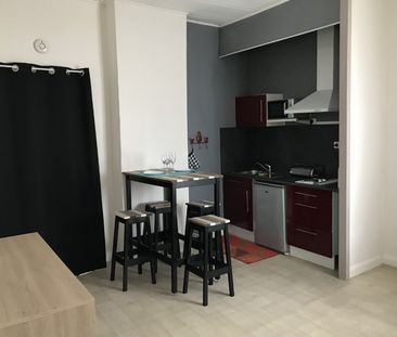 Location Appartement 2 pièces 29m² VALENCIENNES 59300 - Photo 5