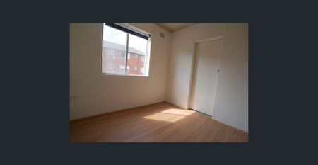 Renovated 1 Bedroom Unit - Photo 5