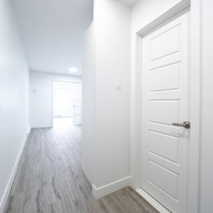 Studio - Ontario - Photo 3