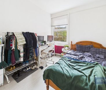 5 bedroom House To Let - Photo 5