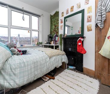 4 bedroom terraced house to rent - Photo 3