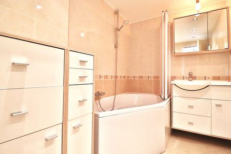 Appartement te huur - Photo 3