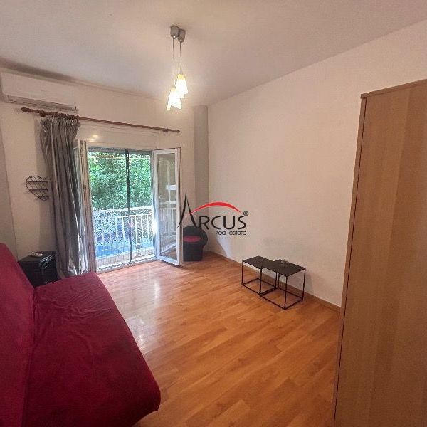 Studio/Γκαρσονιέρα για ενοικίαση Κέντρο (Χαριλάου) - Photo 1