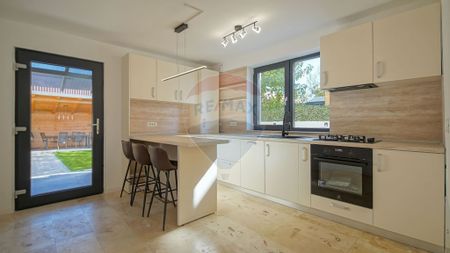 Casă modernă 3 camere, prima închiriere, în Ghimbav - Fotografie 3