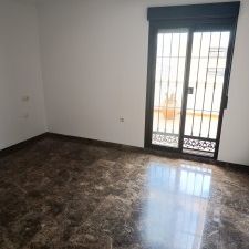 Alquiler de magnífico ático en la alameda de Colón - Foto 2