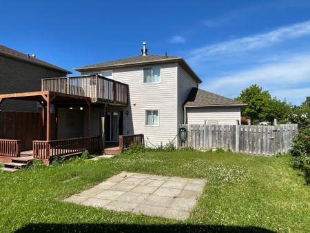 For Lease - 53 Garibaldi Drive Unit# Main, Barrie, Ontario - Photo 2