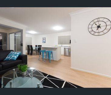 Charming Bundamba Home Awaits You - Photo 4