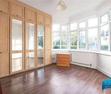 Grosvenor Road, London, N3 - Photo 3