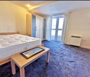 1 bedroom house of multiple occupation to rent - Photo 3