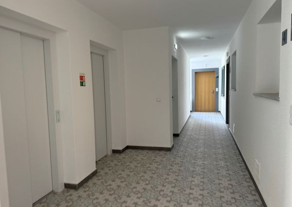 APARTAMENTO | 2 QUARTOS | CANIÇO
