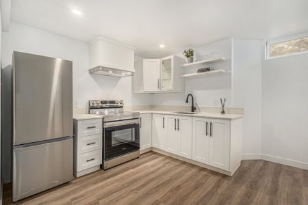 For Lease - 1665 Teakdale Avenue Unit# B, Orleans - Convent Glen and Area, Ontario - Photo 3