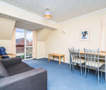 2 bedroom flat to rent - Photo 5