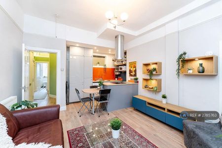 1 bedroom flat to rent - Photo 2