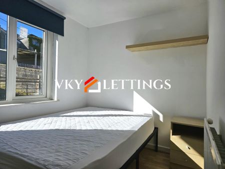 5 bedroom house to rent - Photo 2