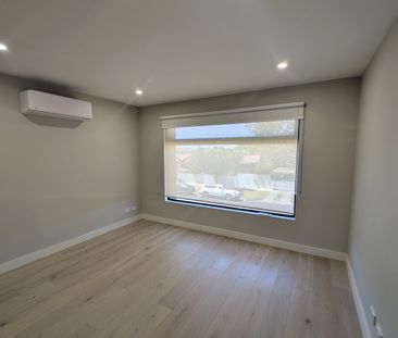 Modern Living in Central Coburg Location - Photo 2