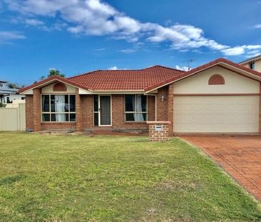 Beauty by the Beach - Photo 3