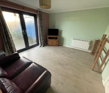 2 bedroom semi-detached house to rent - Photo 2