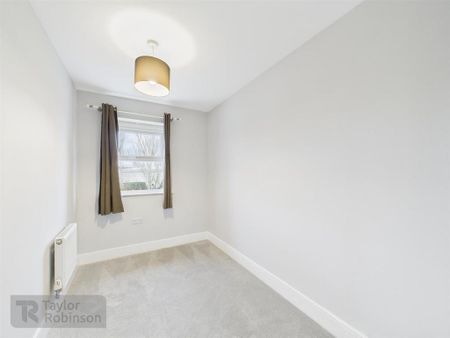 4 bedroom terraced house to rent - Photo 4
