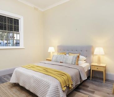 Perfect location 3 bedroom house in Darlington - Photo 2