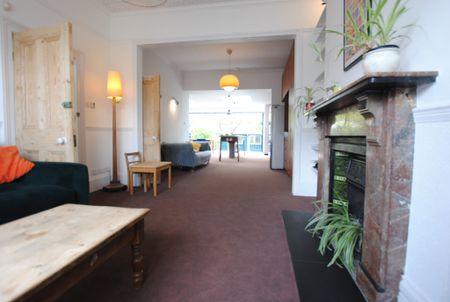 Wellmeadow Road, London - Photo 3